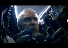 Documental: James Cameron, viatge al fons de la Terra/ | Recurso educativo 743239